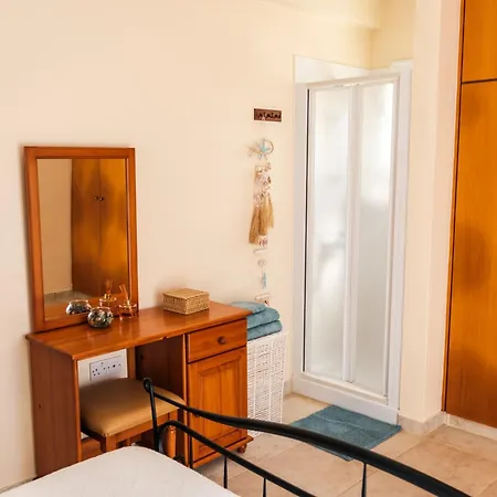 Mermaid 16 Ajía Nápa